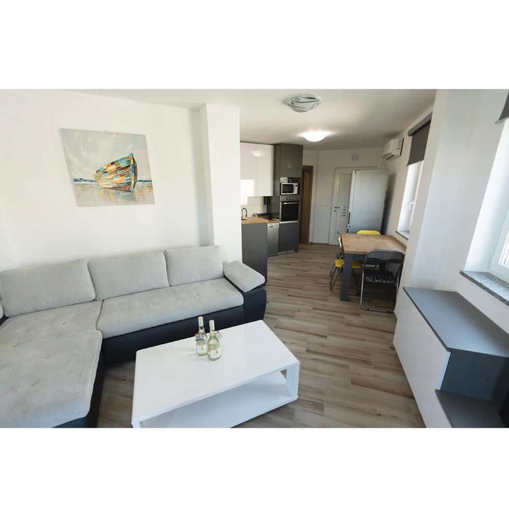שילו Apartmani Jedro מראה חיצוני תמונה