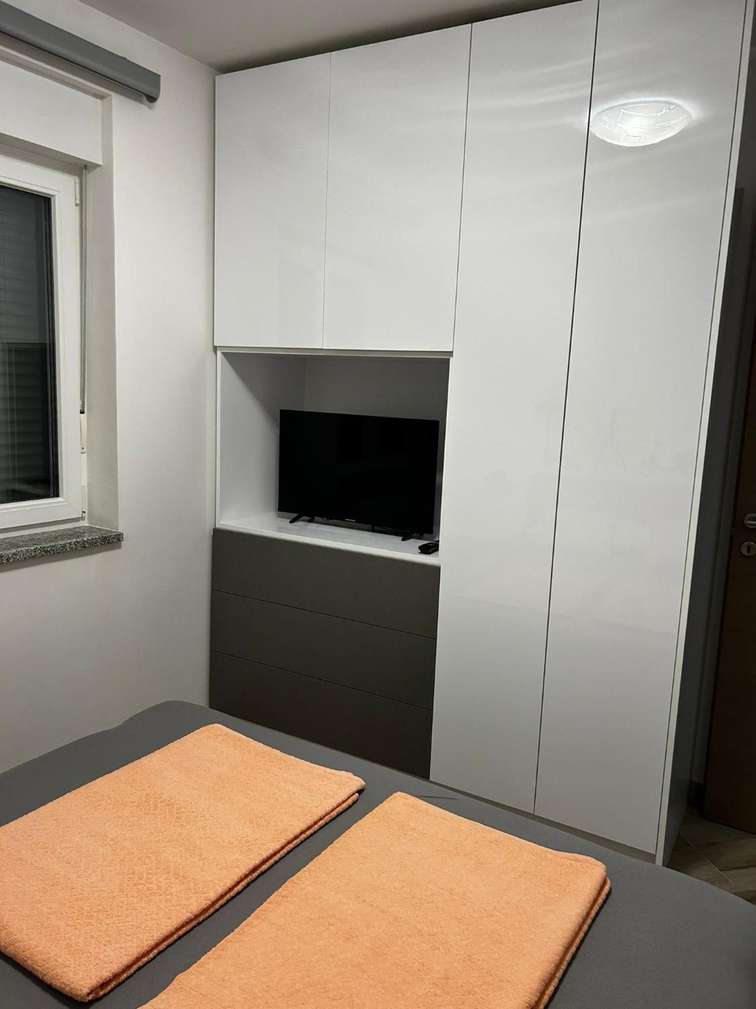 שילו Apartmani Jedro מראה חיצוני תמונה