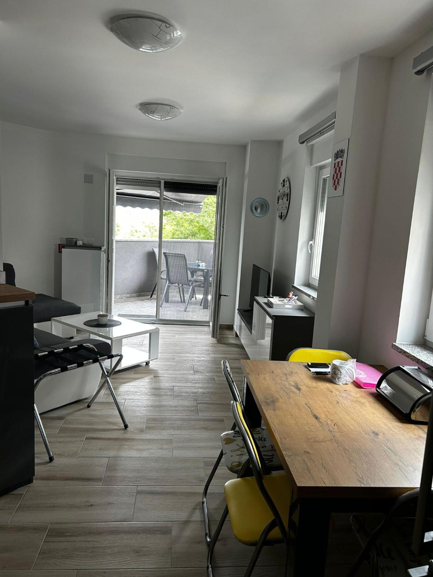 שילו Apartmani Jedro מראה חיצוני תמונה